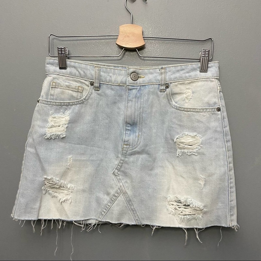 Aeropostale light jean mini distressed skirt